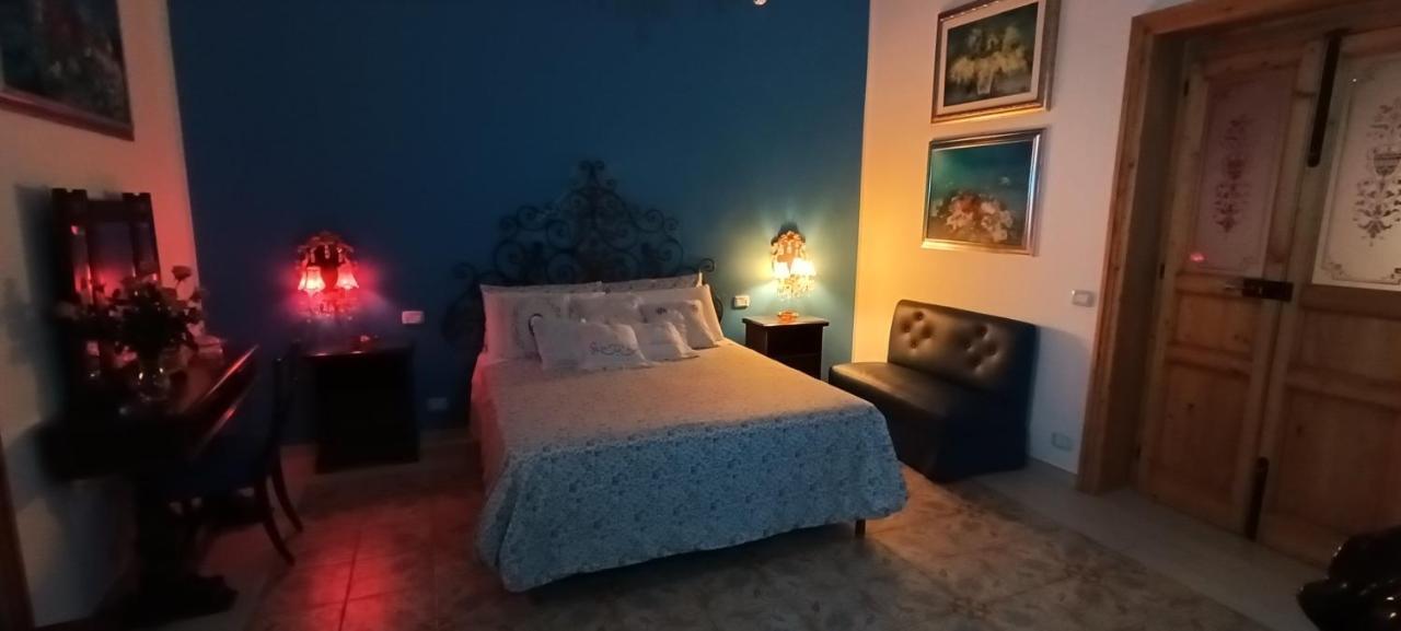 Amanda'S Suite Taranto Exteriör bild