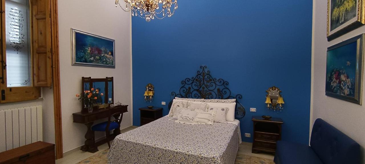 Amanda'S Suite Taranto Exteriör bild